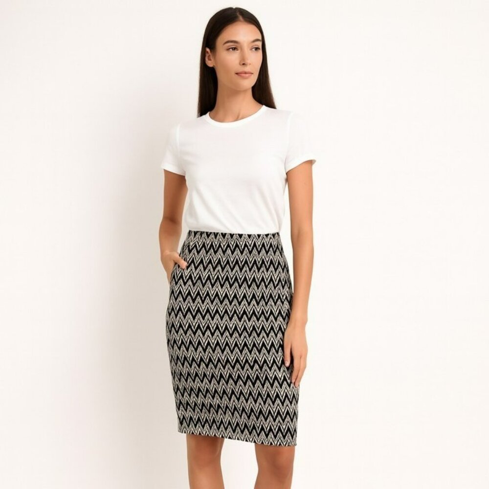 Oscar de la Renta Silk Chevron Pencil Skirt‎ 10 | 100% Silk | Black/White